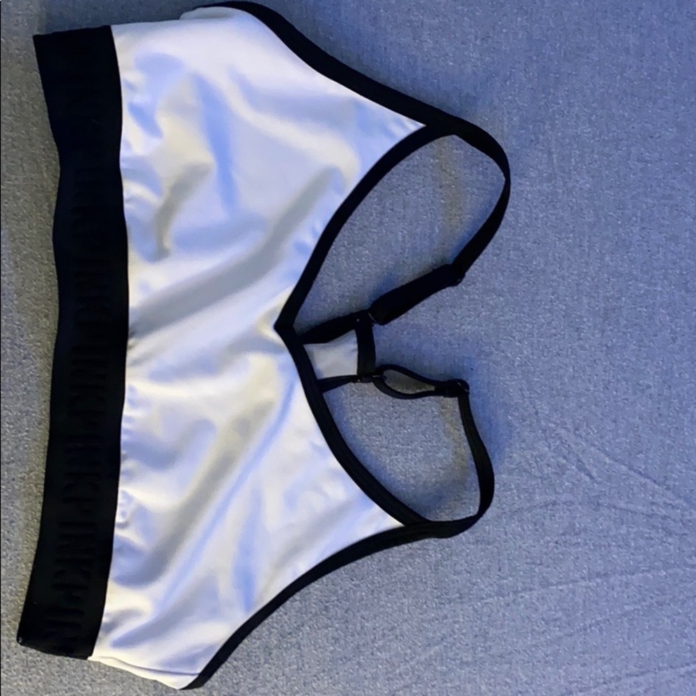 Size medium sports bra